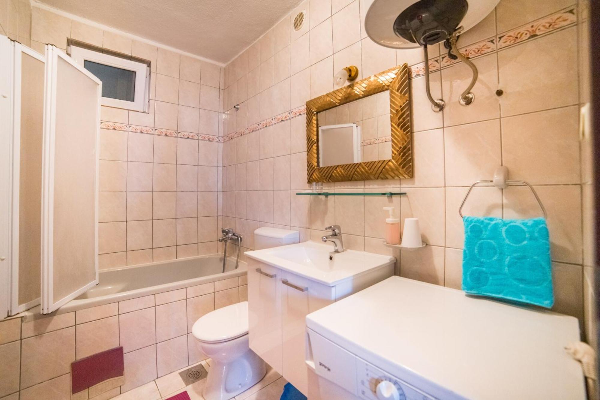 Apartmani Kala Podgora Habitación foto
